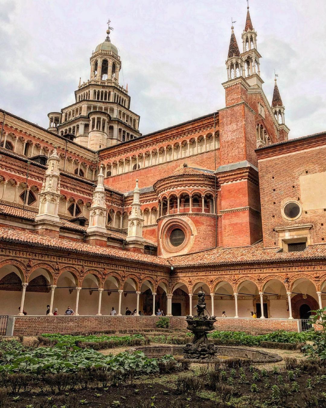 Certosa di Pavia capolavoro del Rinascimento lombardo