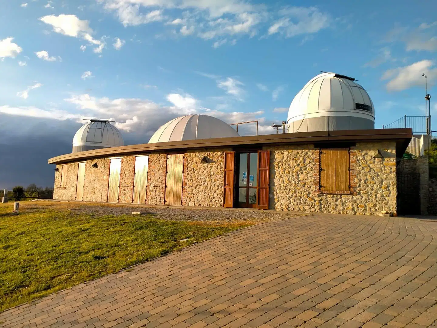 Planetario e osservatorio astronomico di Ca’ del Monte